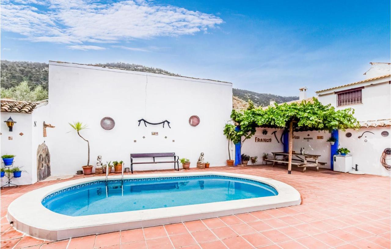 3 Bedroom Awesome Home In Rute Bagian luar foto