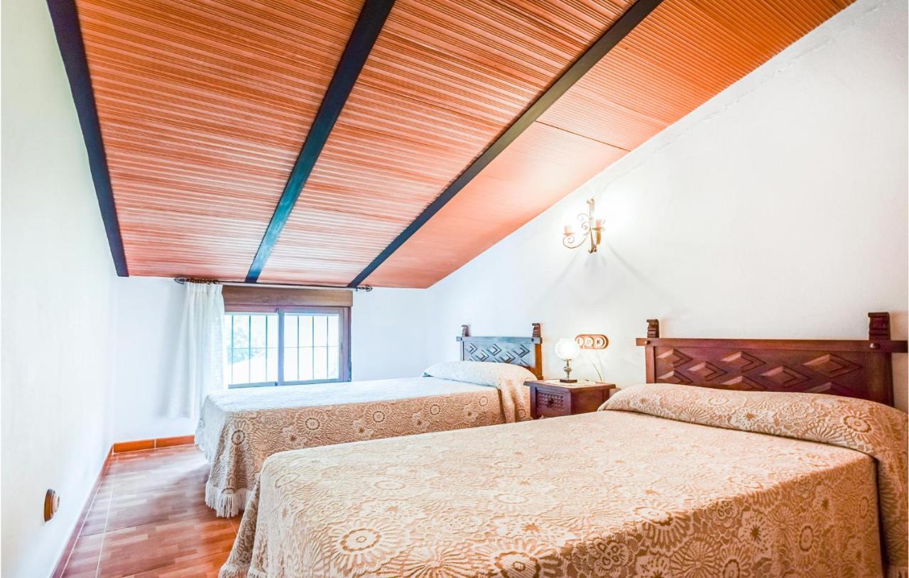 3 Bedroom Awesome Home In Rute Bagian luar foto